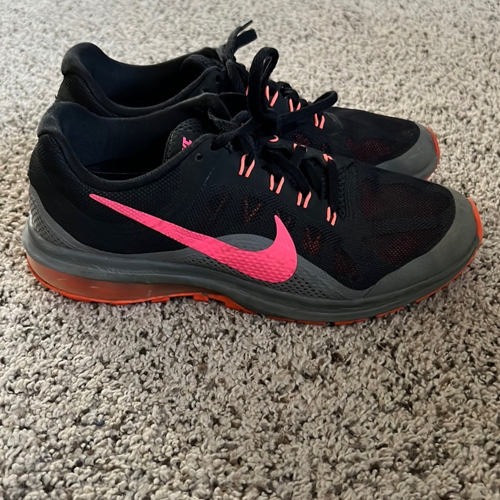 Women’s Nike Air Max Dynasty 2